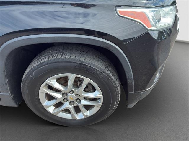 used 2021 Chevrolet Traverse car, priced at $15,499