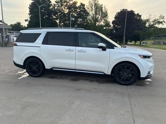 used 2022 Kia Carnival car, priced at $29,800