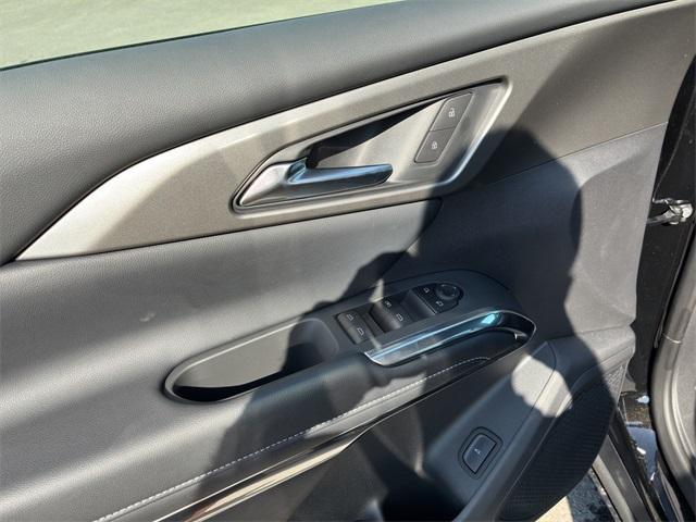 new 2025 Chevrolet Traverse car, priced at $40,695