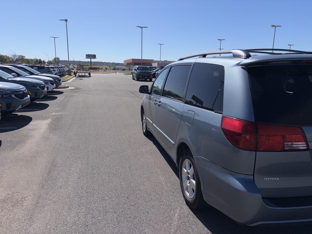 used 2004 Toyota Sienna car, priced at $6,500