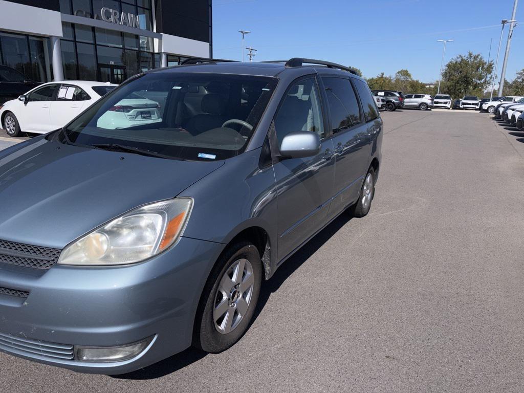 used 2004 Toyota Sienna car, priced at $6,500