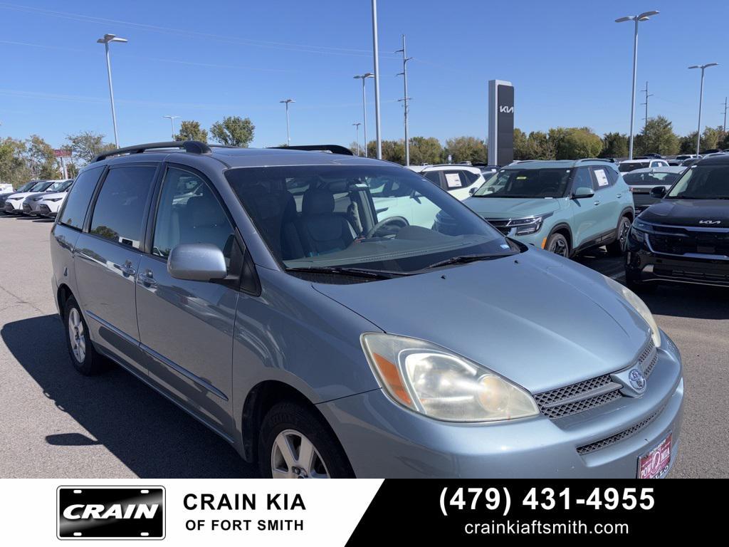 used 2004 Toyota Sienna car, priced at $6,500