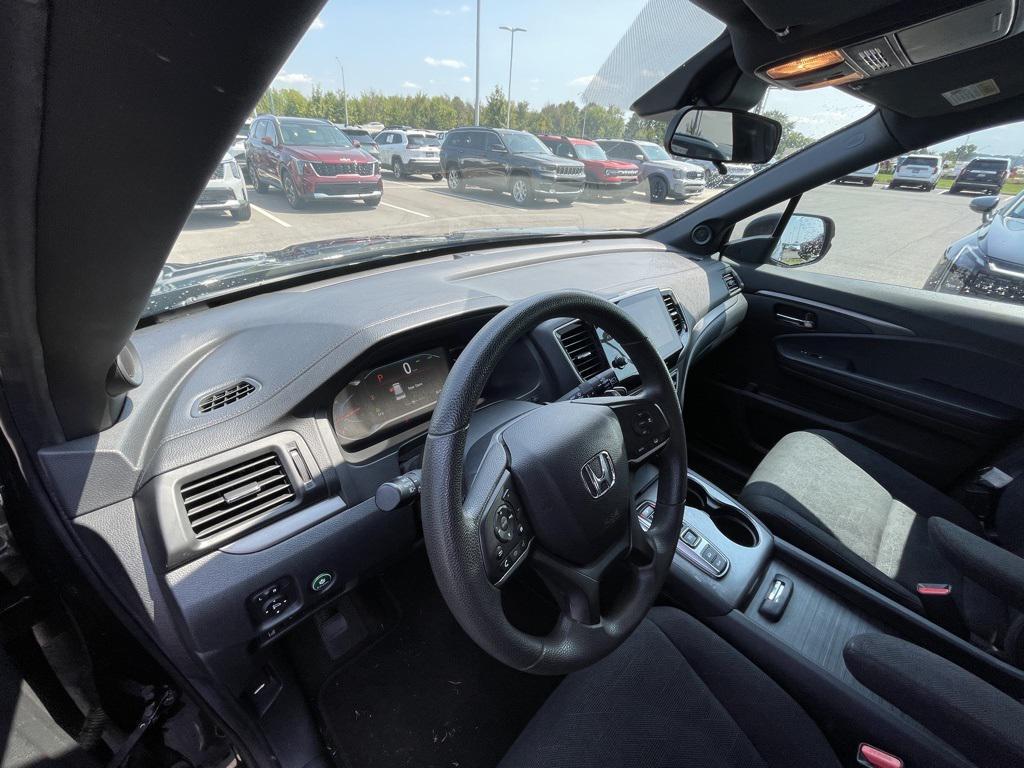 used 2022 Honda Pilot car, priced at $28,234