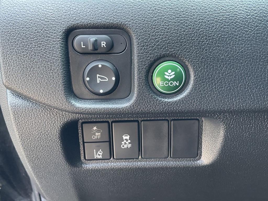 used 2022 Honda Pilot car, priced at $28,234