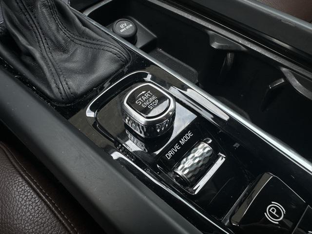 used 2019 Volvo XC60 car, priced at $22,079