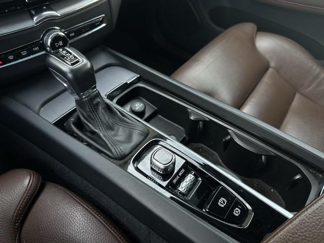 used 2019 Volvo XC60 car, priced at $22,079