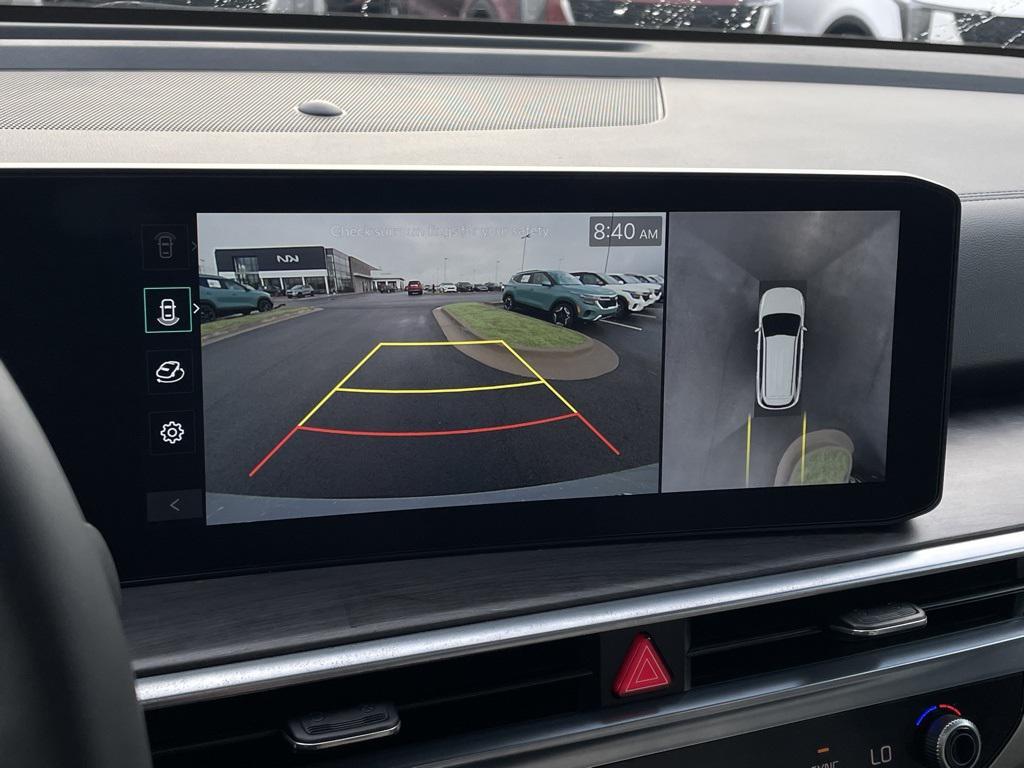 used 2025 Kia Sorento car, priced at $38,579