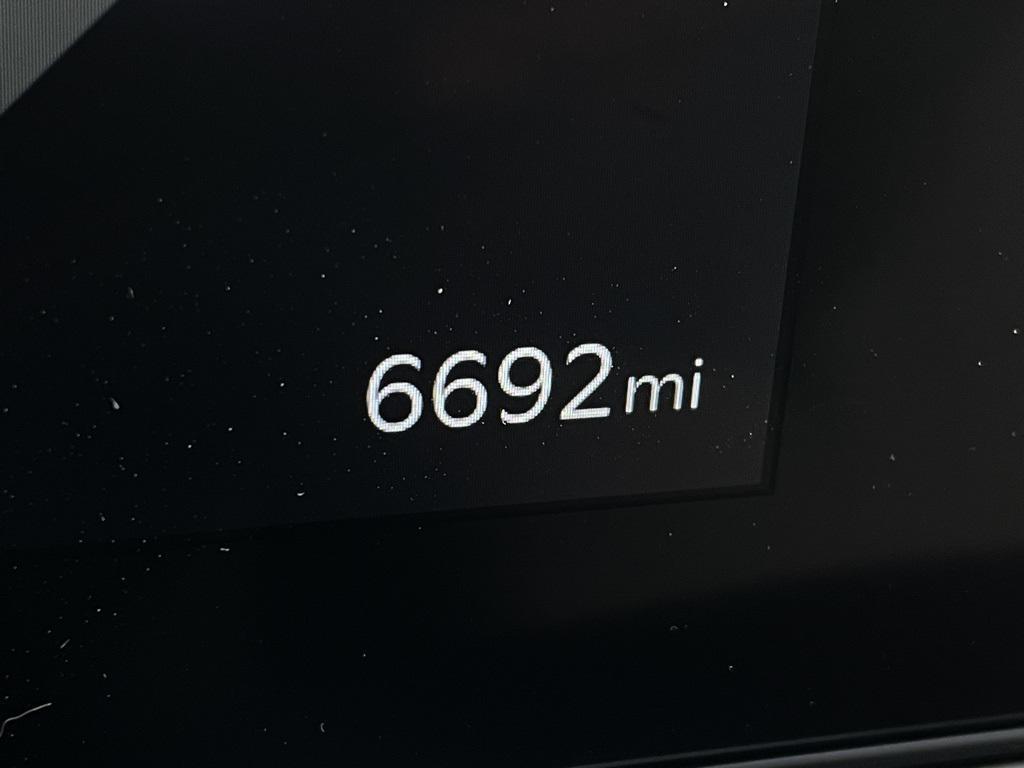 used 2025 Kia Sorento car, priced at $38,579