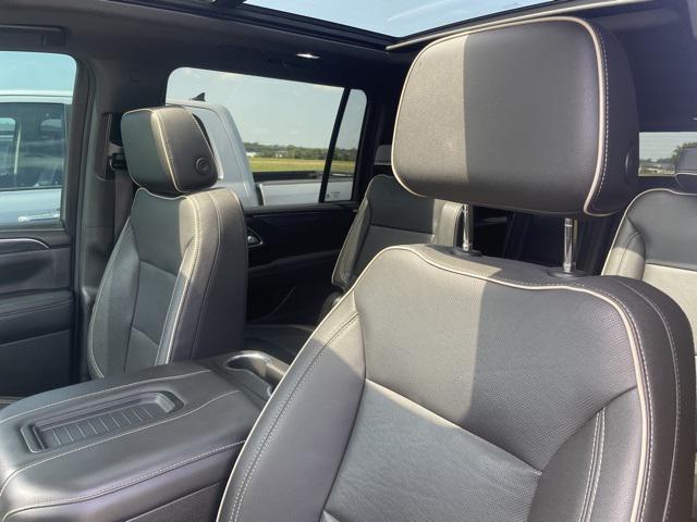 used 2022 GMC Yukon XL car, priced at $53,400