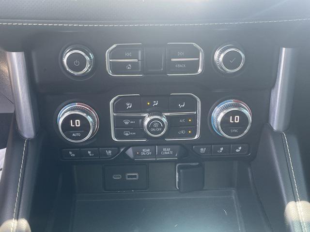 used 2022 GMC Yukon XL car, priced at $53,400