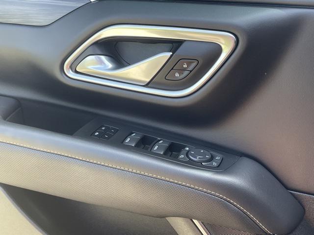 used 2022 GMC Yukon XL car, priced at $53,400