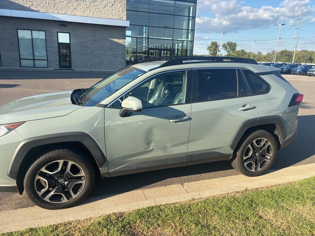 used 2020 Toyota RAV4 car, priced at $23,454