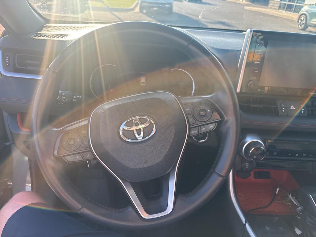 used 2020 Toyota RAV4 car, priced at $23,454