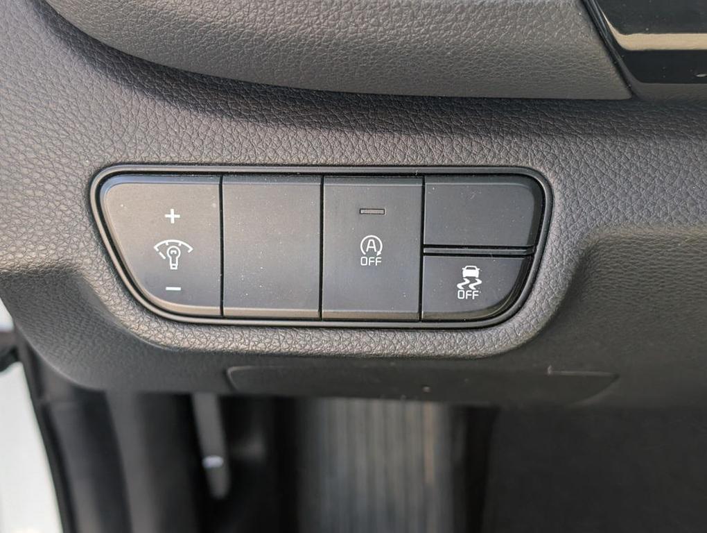 used 2024 Kia Seltos car, priced at $21,083