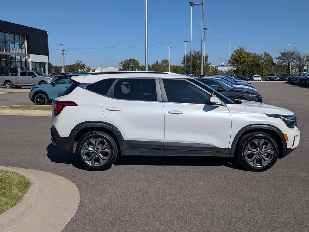 used 2024 Kia Seltos car, priced at $21,083