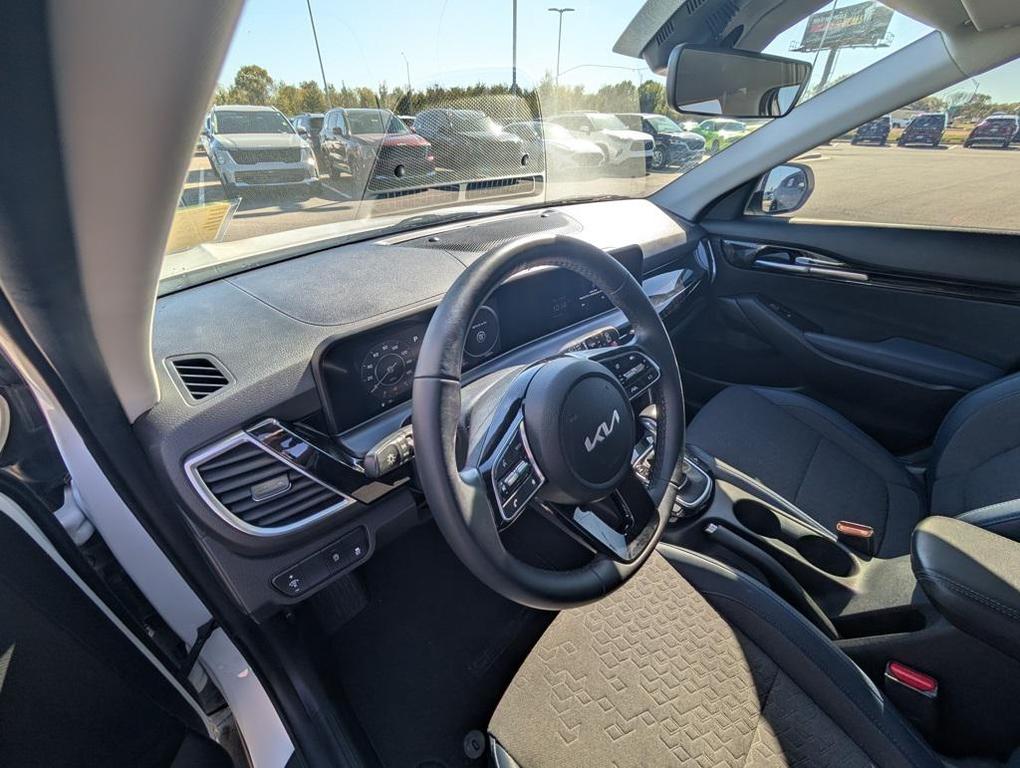 used 2024 Kia Seltos car, priced at $21,083