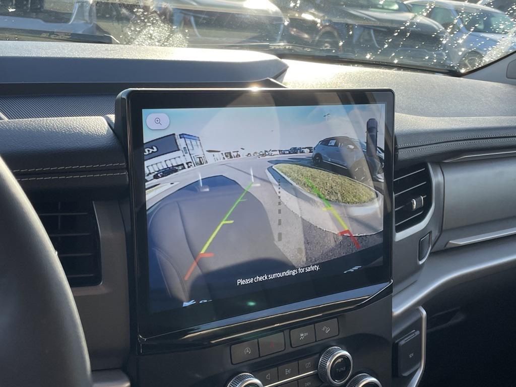 used 2024 Ford Expedition car, priced at $56,668