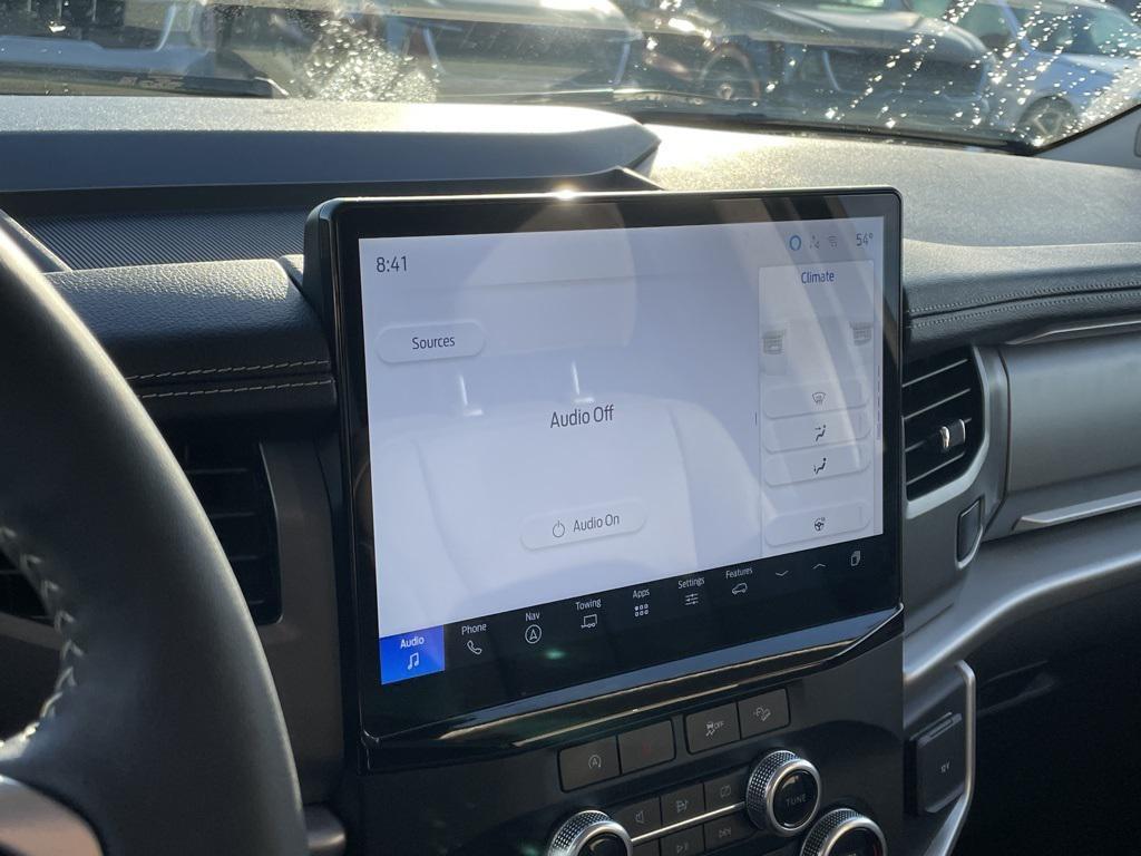 used 2024 Ford Expedition car, priced at $56,668