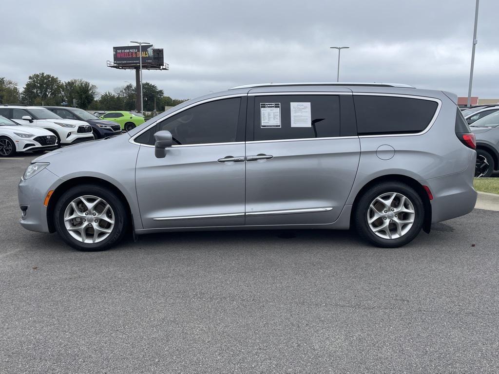 used 2018 Chrysler Pacifica car, priced at $15,802