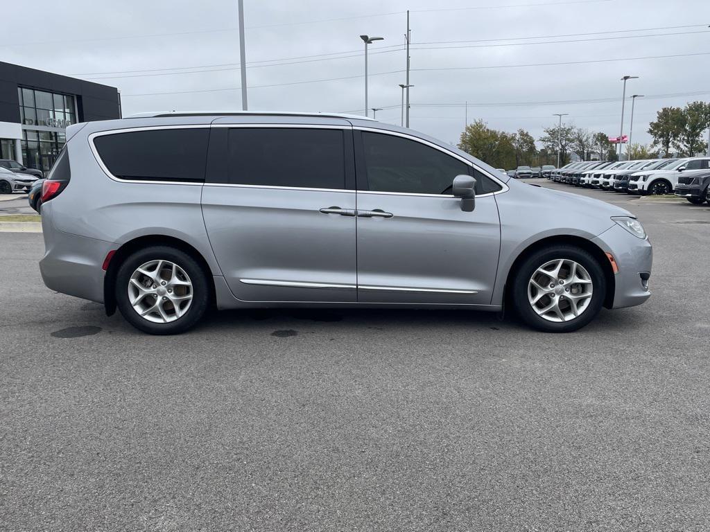 used 2018 Chrysler Pacifica car, priced at $15,802
