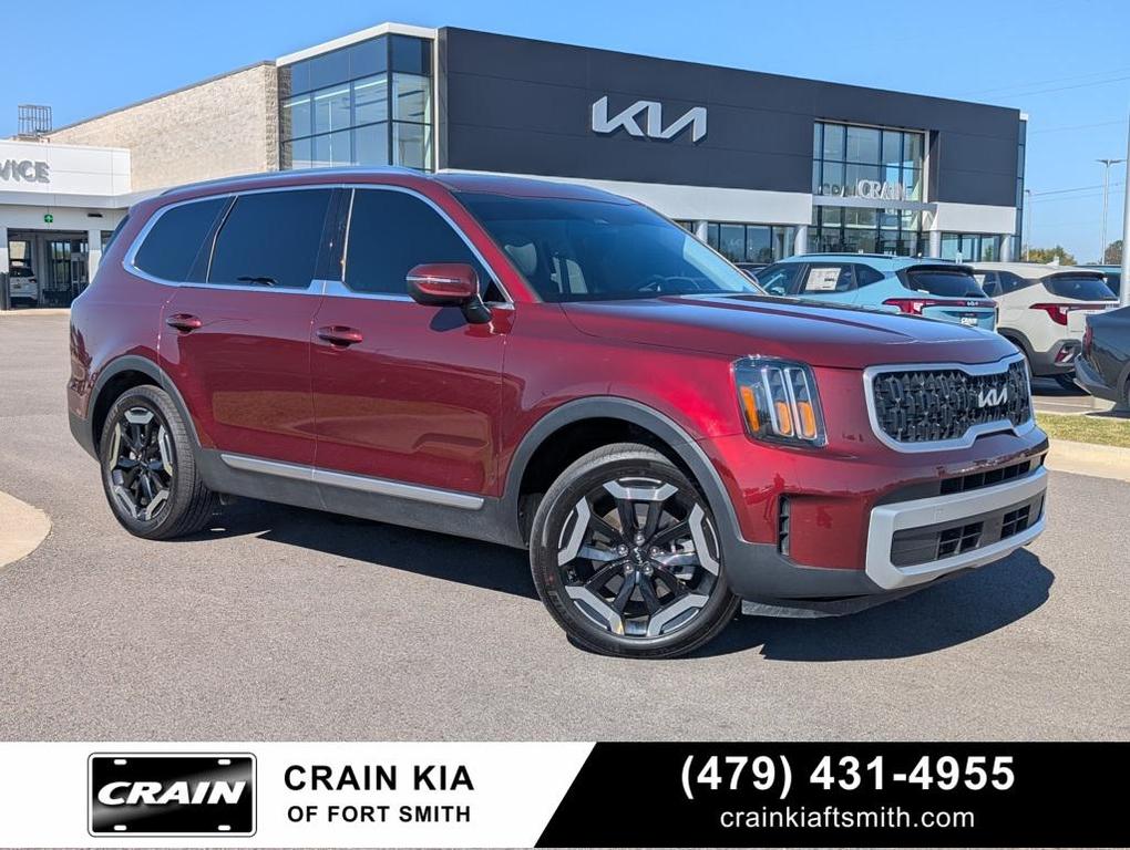 used 2024 Kia Telluride car, priced at $37,154