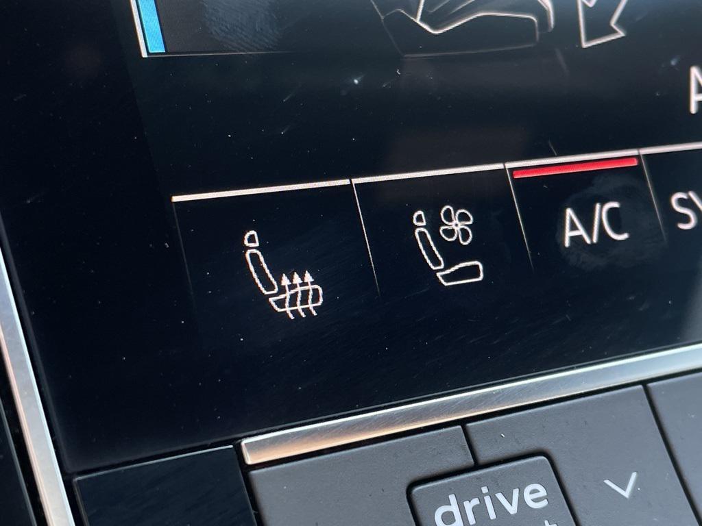 used 2022 Audi SQ7 car, priced at $45,236