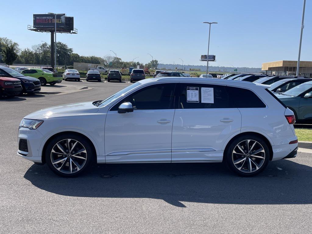 used 2022 Audi SQ7 car, priced at $45,236