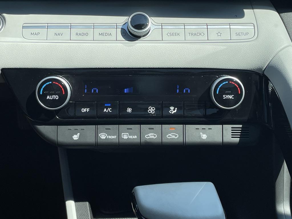 used 2024 Hyundai Elantra car, priced at $23,555