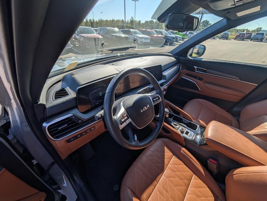 used 2024 Kia Telluride car, priced at $40,143