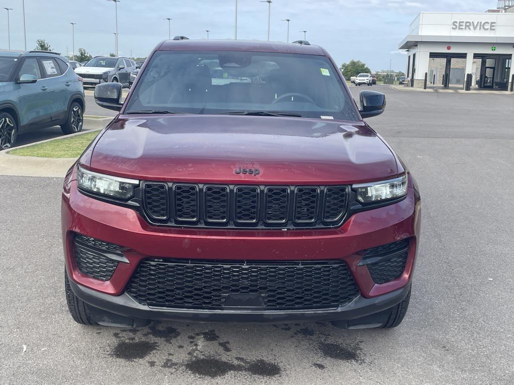 used 2024 Jeep Grand Cherokee car, priced at $30,454