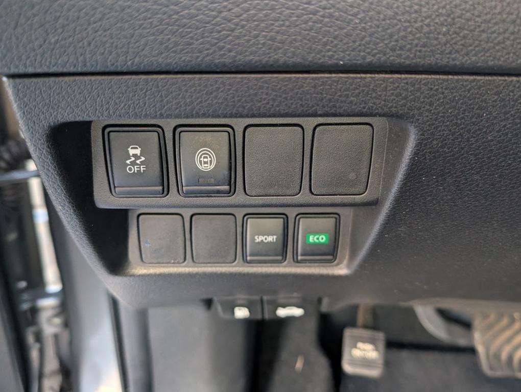 used 2022 Nissan Rogue Sport car, priced at $19,185