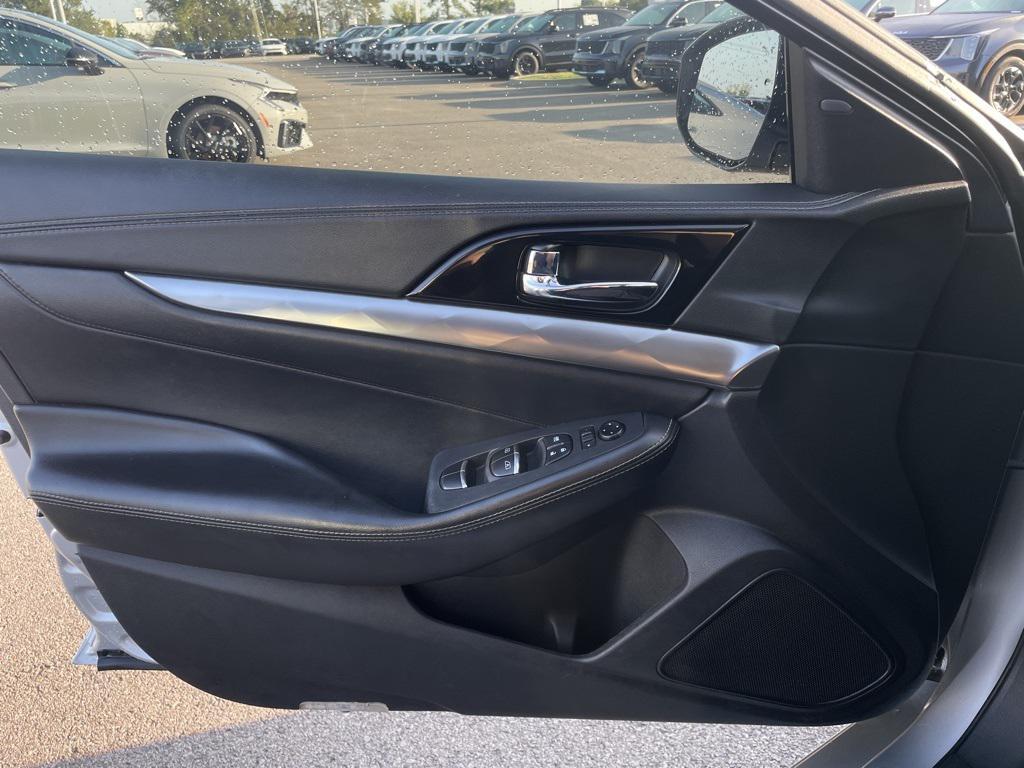used 2020 Nissan Maxima car, priced at $17,218