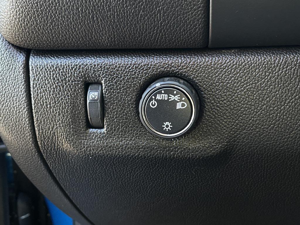 used 2022 Chevrolet Colorado car, priced at $27,908