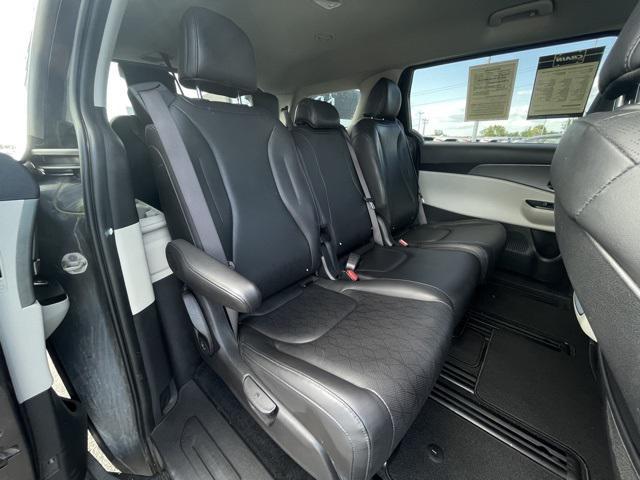 used 2024 Kia Carnival car, priced at $31,972