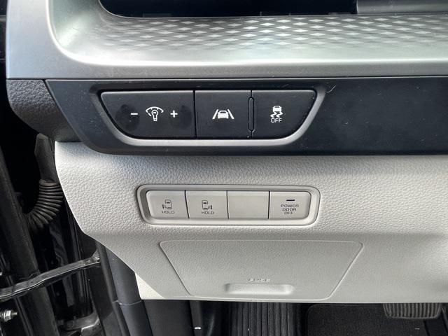 used 2024 Kia Carnival car, priced at $31,972