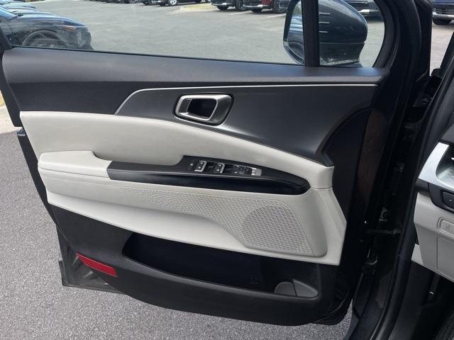 used 2024 Kia Carnival car, priced at $31,972
