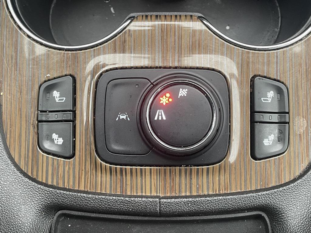 used 2022 GMC Acadia car, priced at $22,715