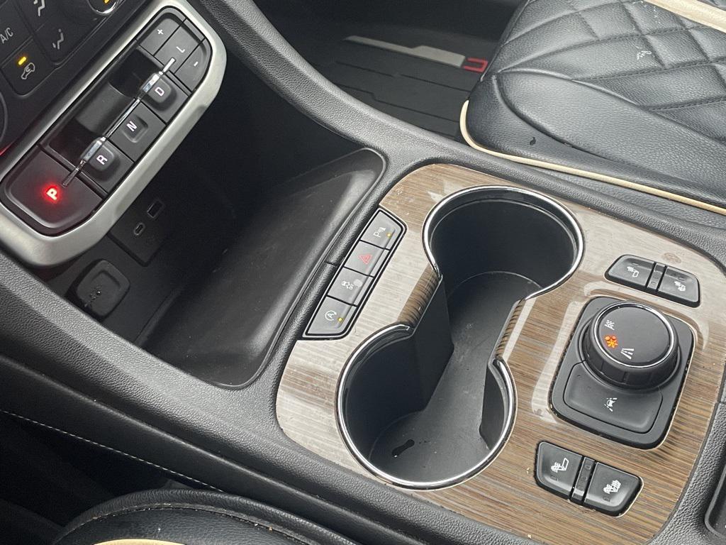 used 2022 GMC Acadia car, priced at $22,715