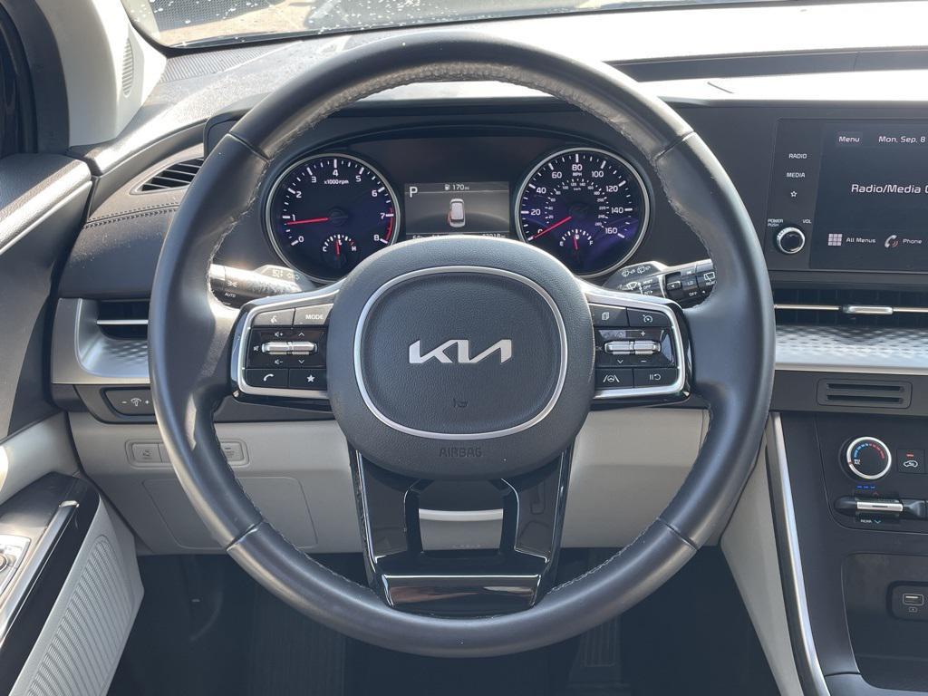 used 2024 Kia Carnival car, priced at $31,426