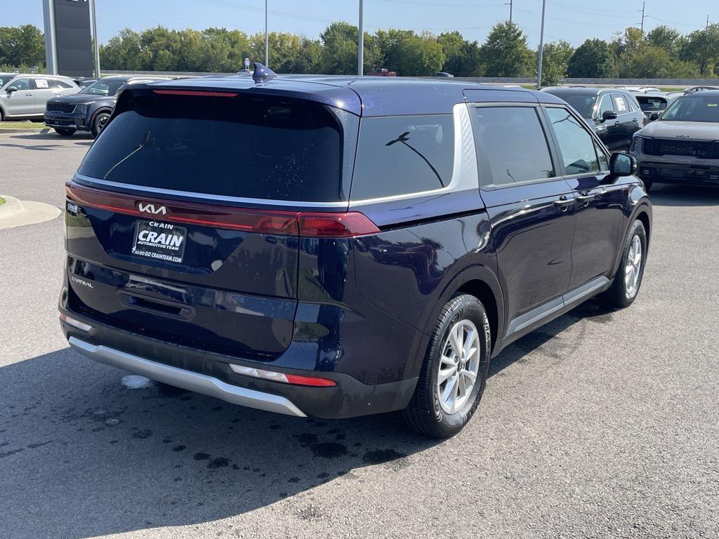 used 2024 Kia Carnival car, priced at $31,426