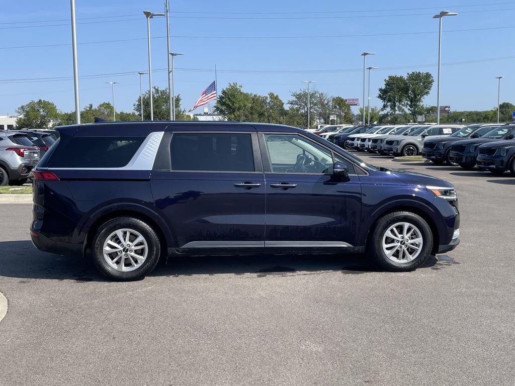 used 2024 Kia Carnival car, priced at $31,426