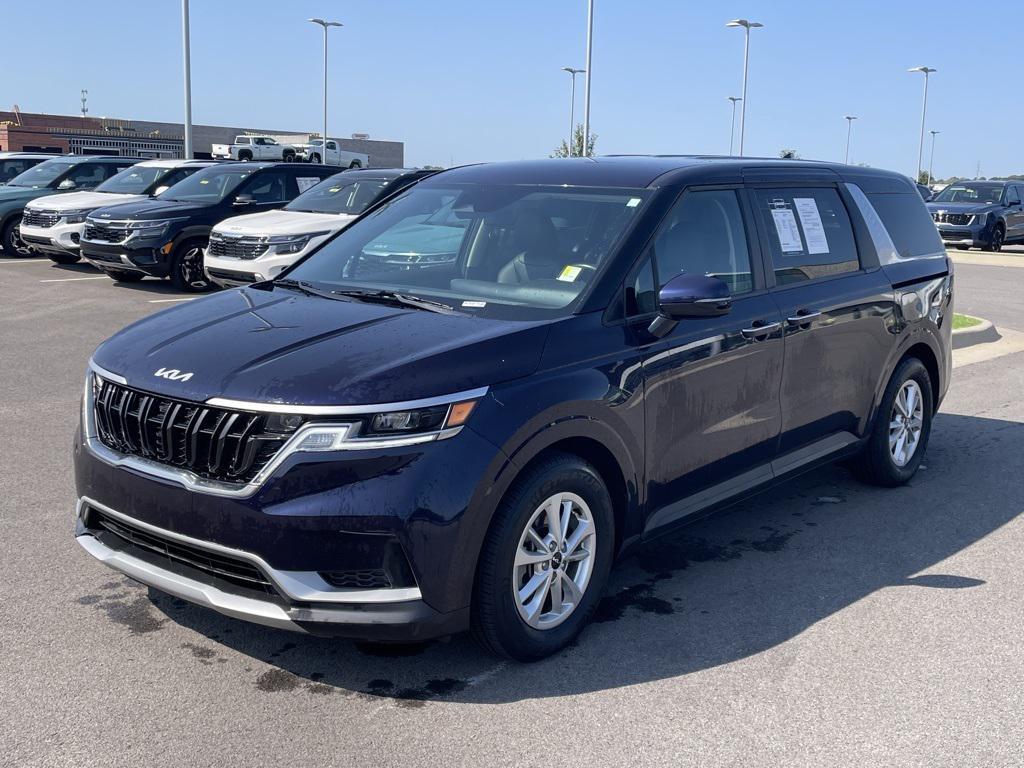used 2024 Kia Carnival car, priced at $31,426