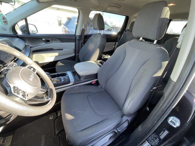 used 2022 Kia Carnival car, priced at $23,797