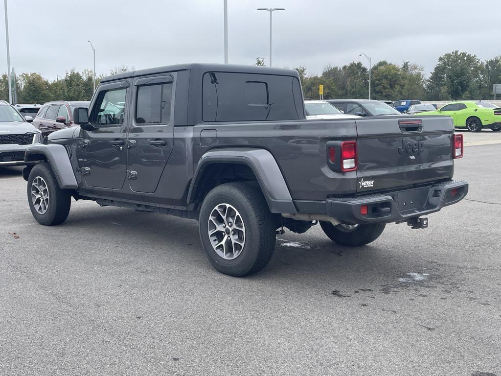 used 2024 Jeep Gladiator car, priced at $37,870