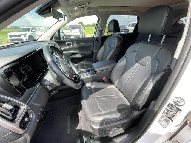 used 2021 Kia Sorento car, priced at $25,824