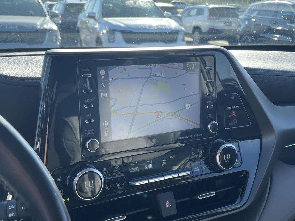 used 2020 Toyota Highlander car, priced at $27,779