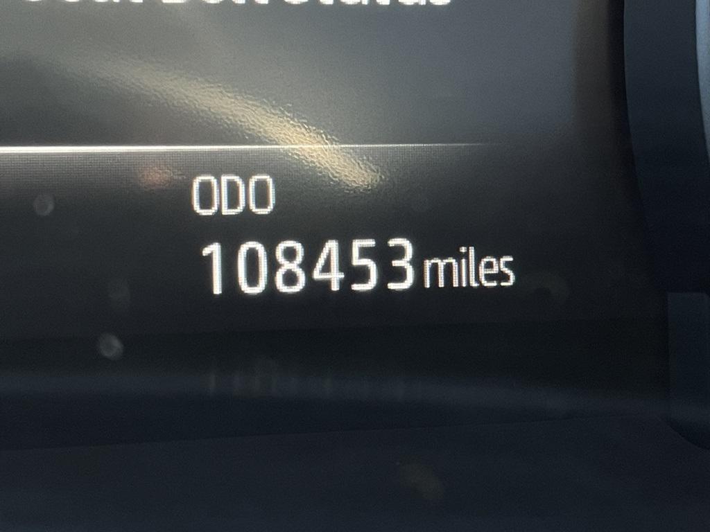 used 2020 Toyota Highlander car, priced at $27,779