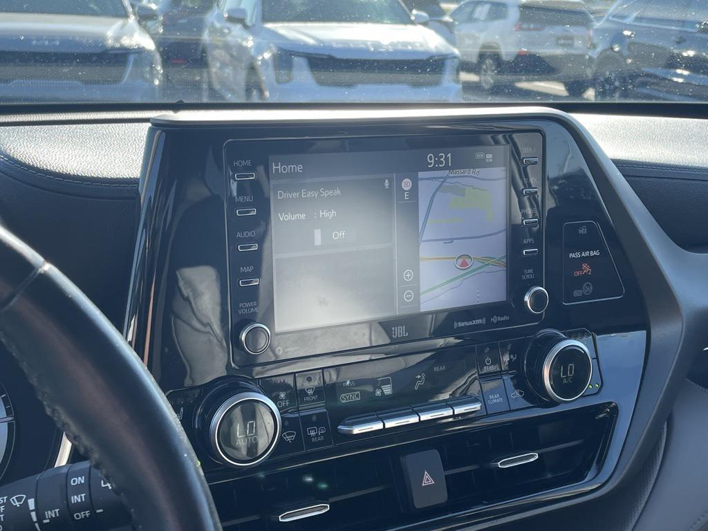 used 2020 Toyota Highlander car, priced at $27,779