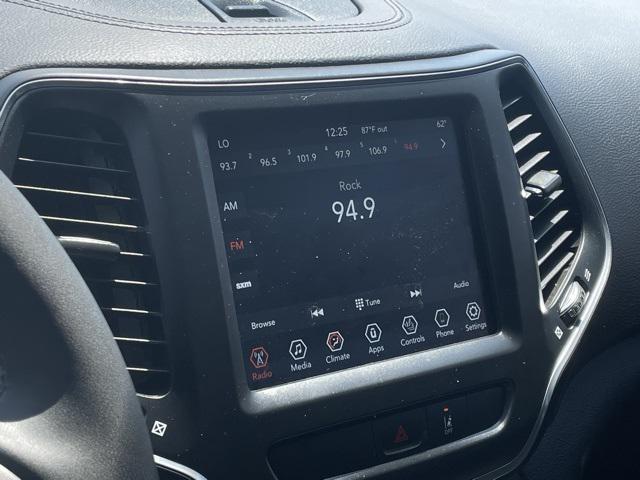 used 2022 Jeep Cherokee car, priced at $22,608