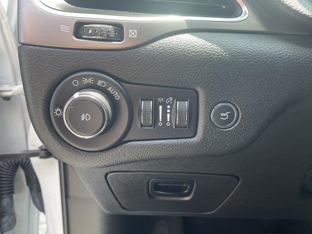 used 2022 Jeep Cherokee car, priced at $22,608